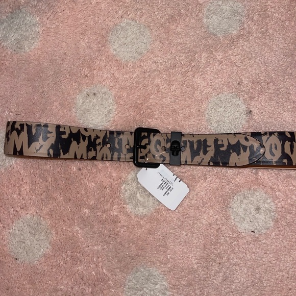 COPY - Alexander McQueen all-over logo-print belt - Picture 3 of 7